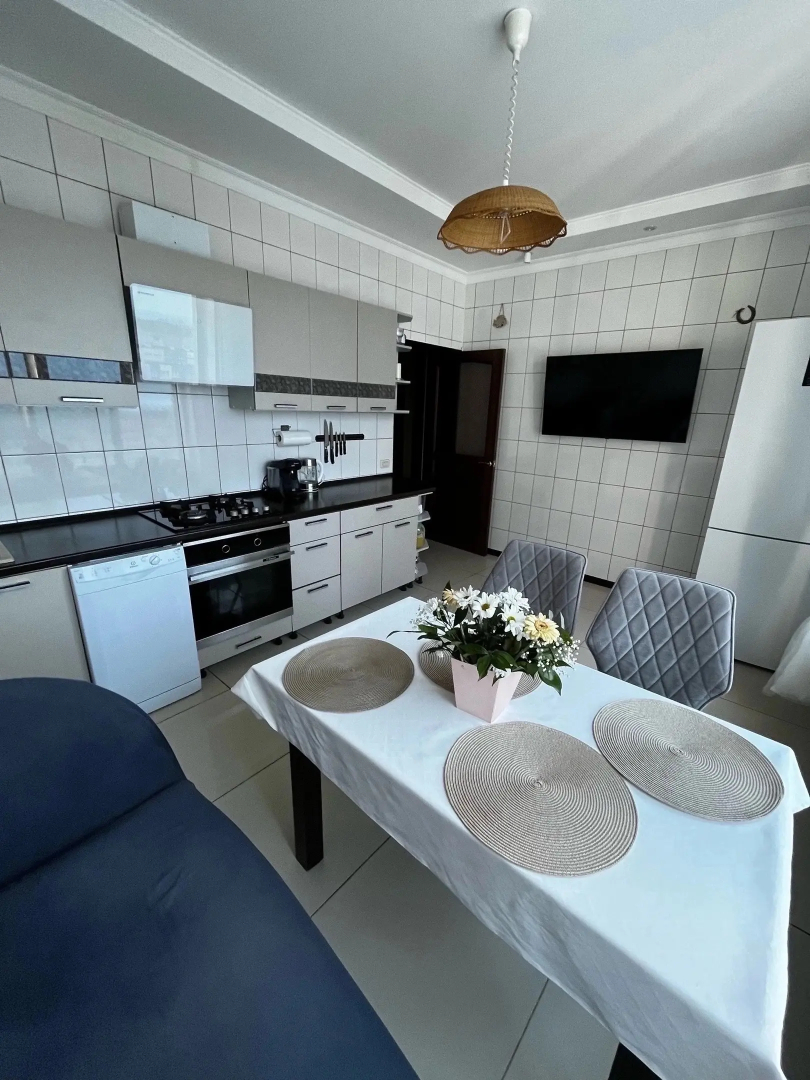 Na Pontiyskoy 16 Guest House