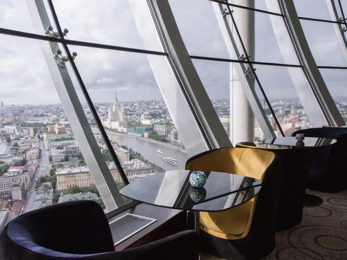 Отель Swissotel Красные Холмы
