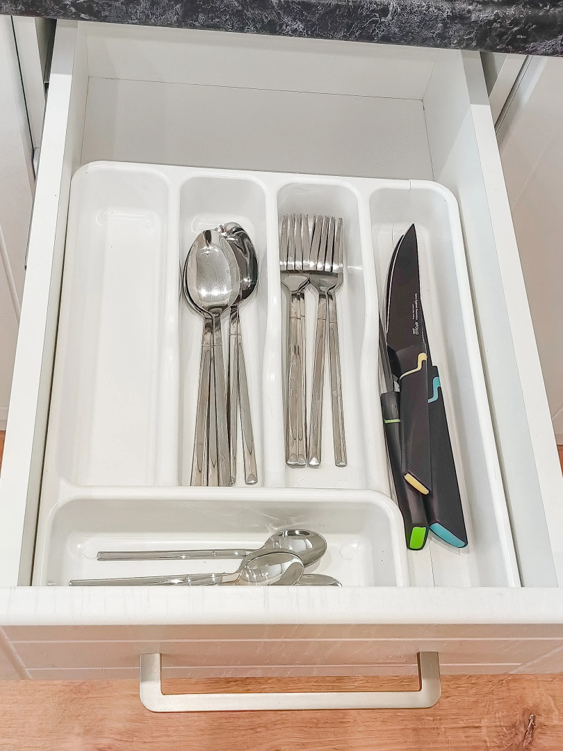 Квартира уютная и стильная в доме с садом на крыше