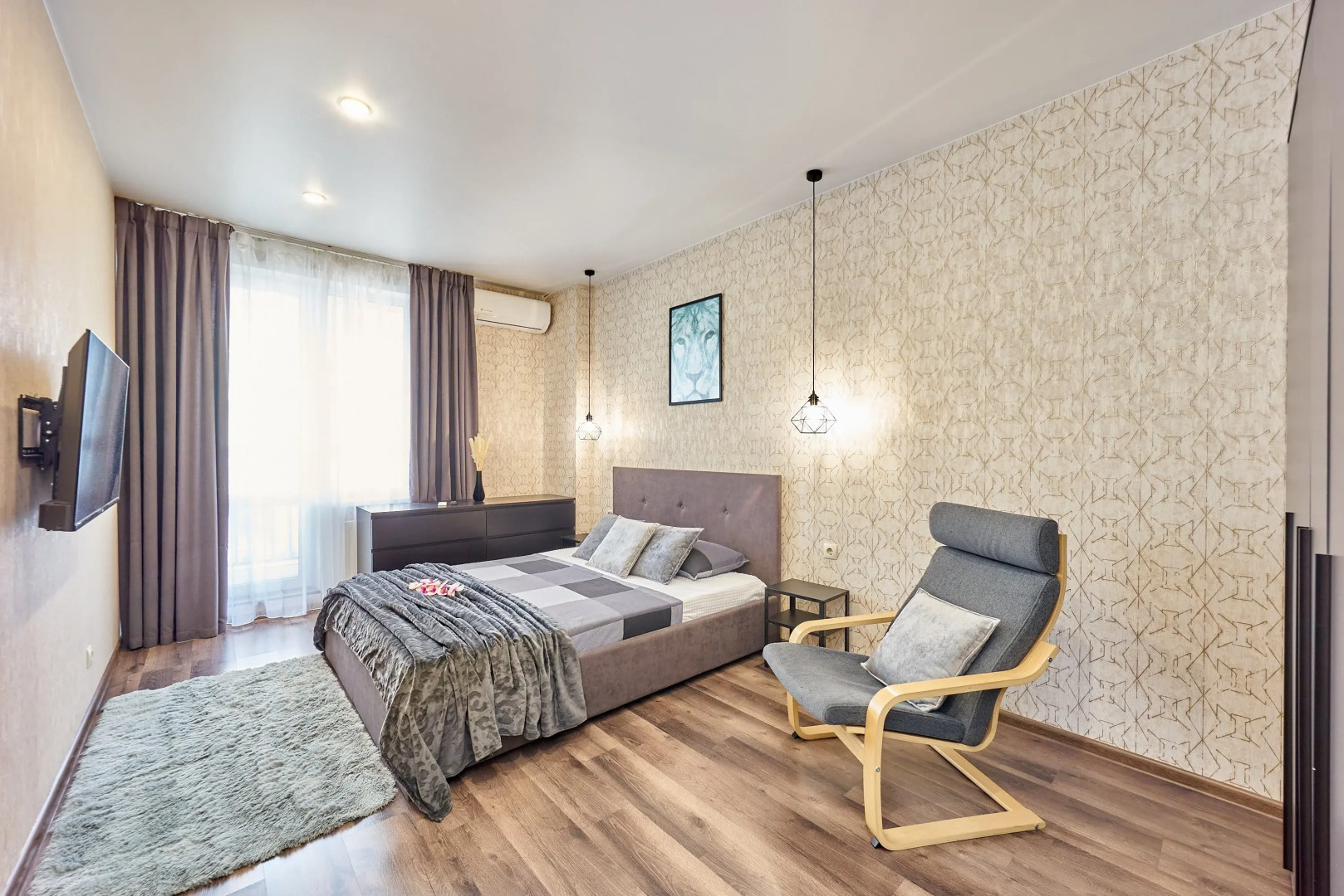 Апартаменты Современная Евродвушка в новом доме на 14 этаже