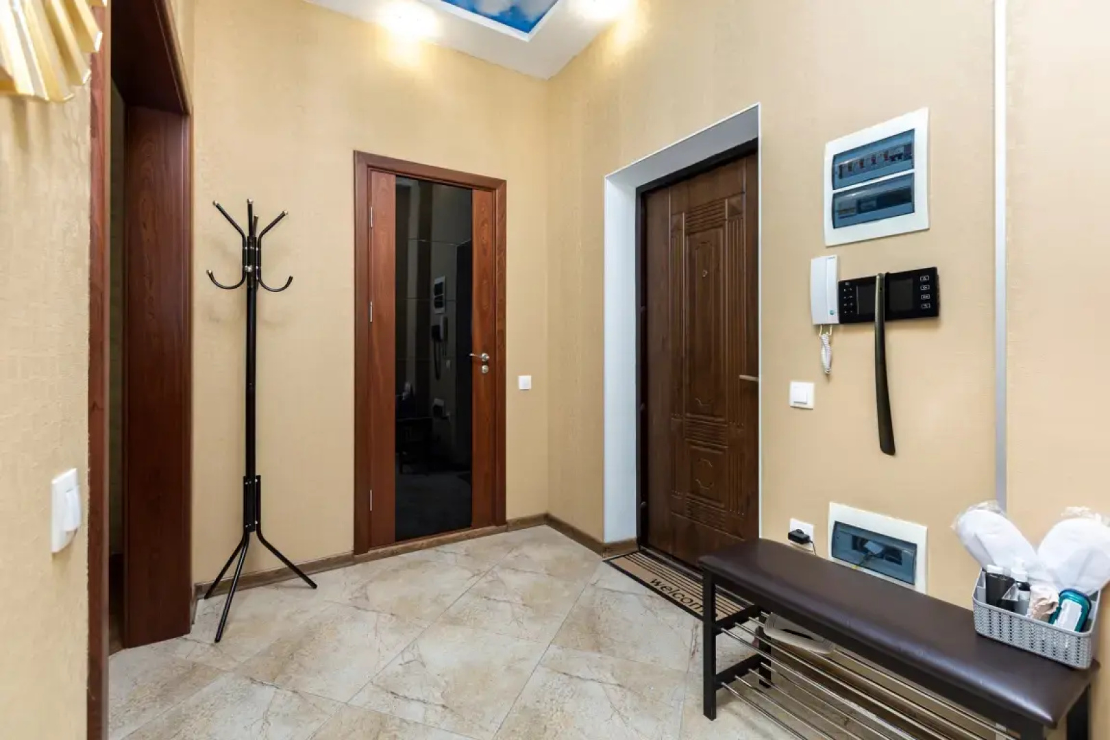 АПАРТАМЕНТЫ REHOME24 на 12 этаже