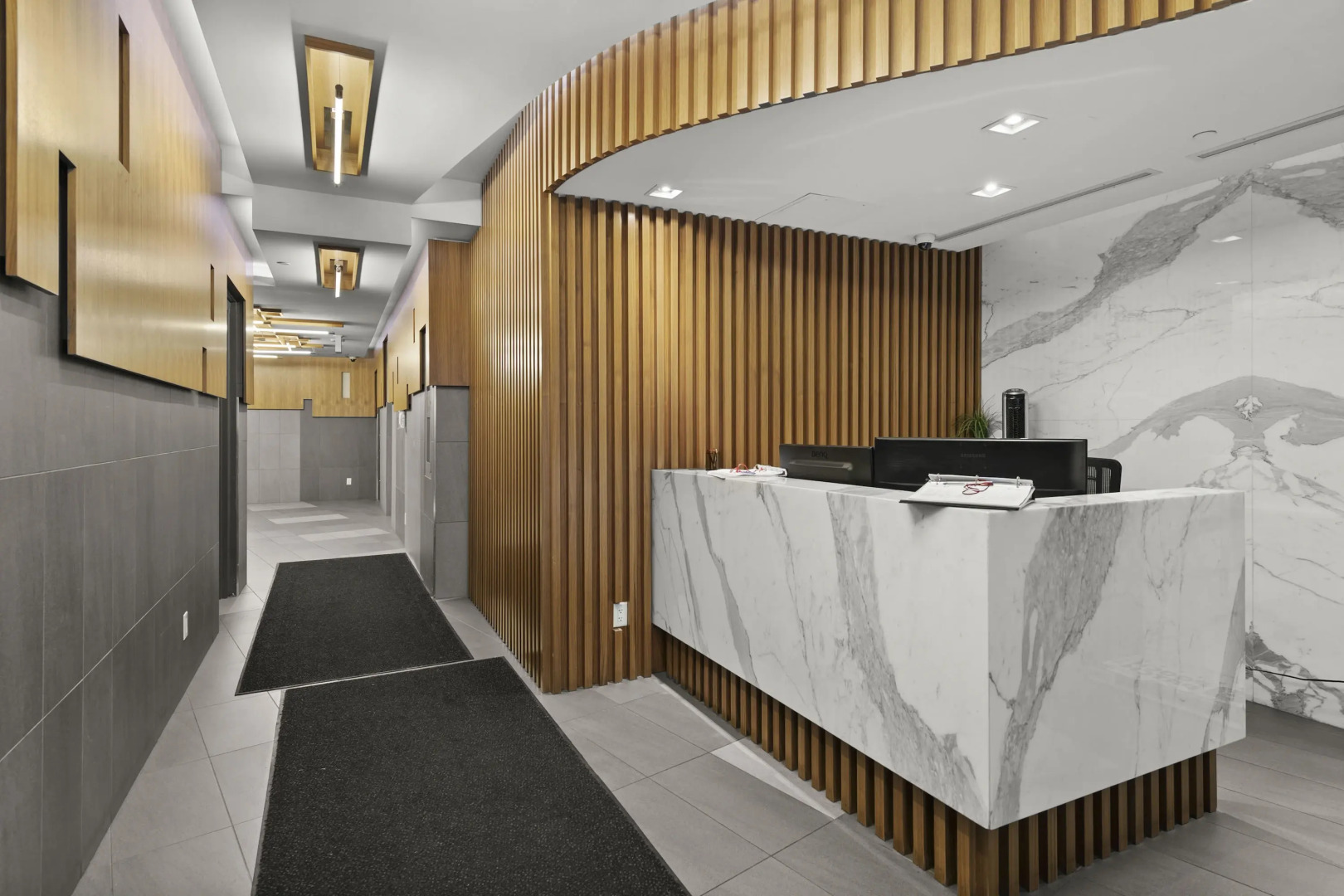 Апарт-отель Globalstay Downtown Calgary Apartments