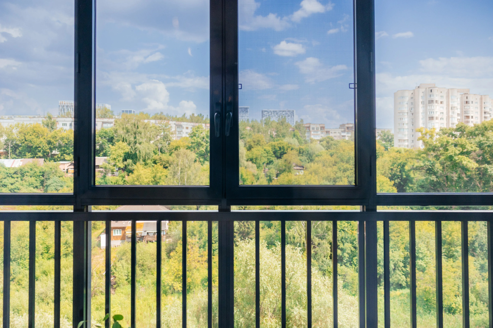 Квартира С Видом на Город Рядом с Зоопарком и Набережной 1-я Подлесная 1