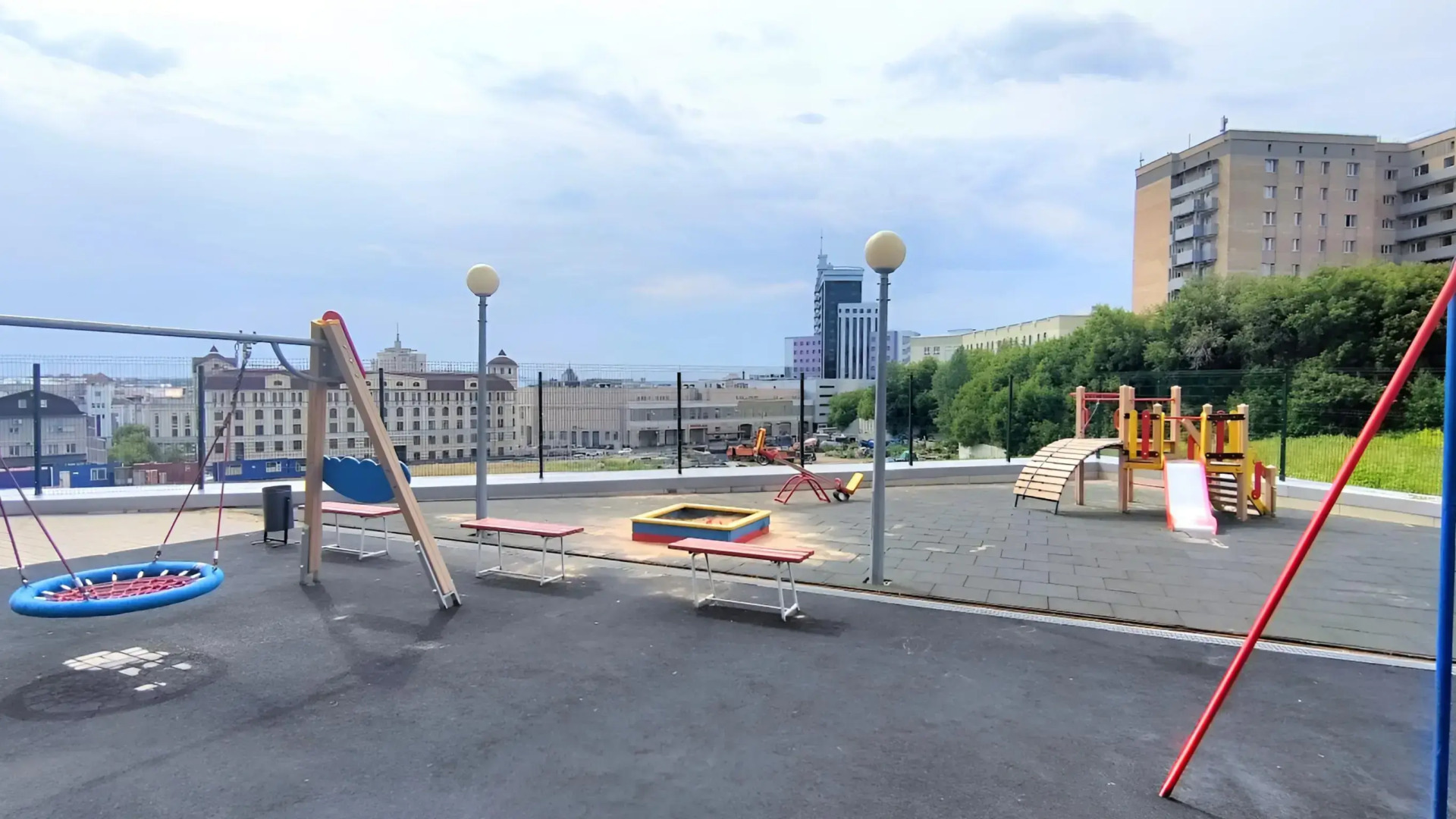 Апартаменты Город на ладони