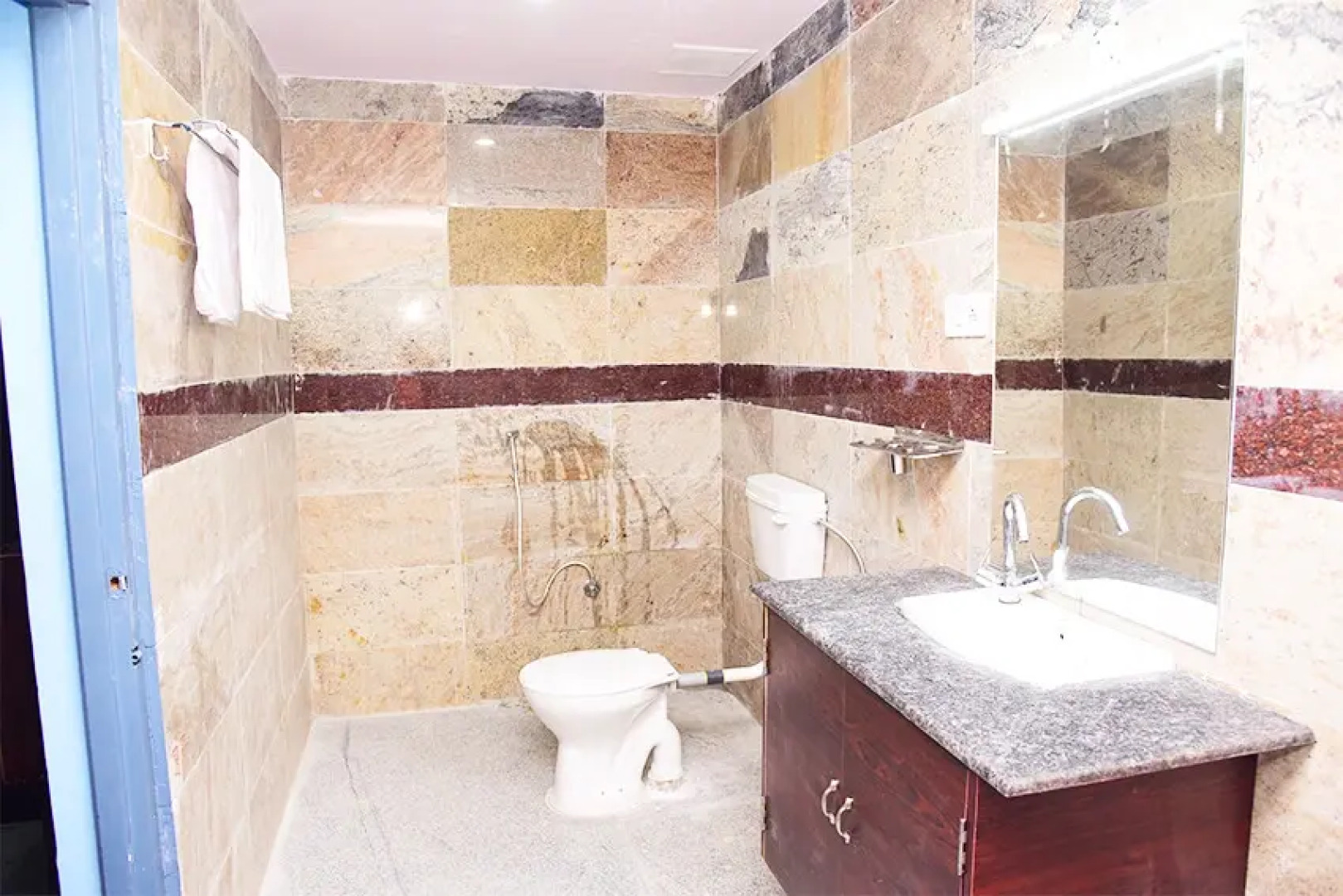 Отель Thangam Residency