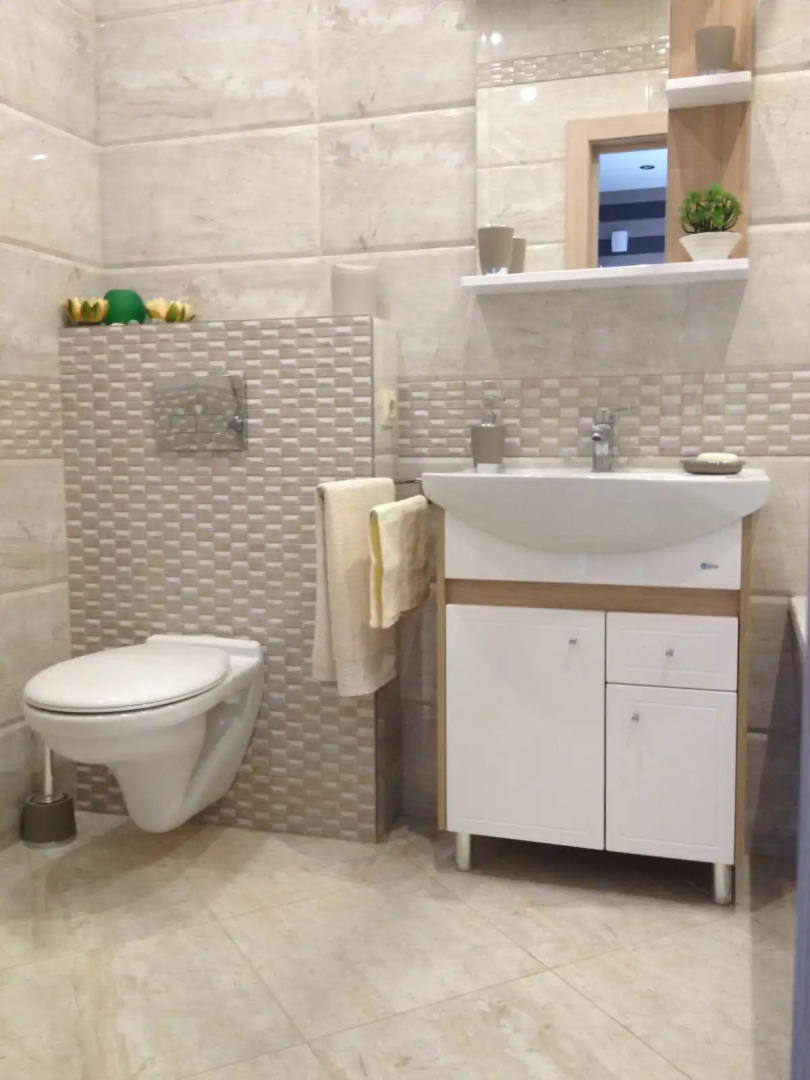 Апартаменты новые двухкомнатные  в центральном районе