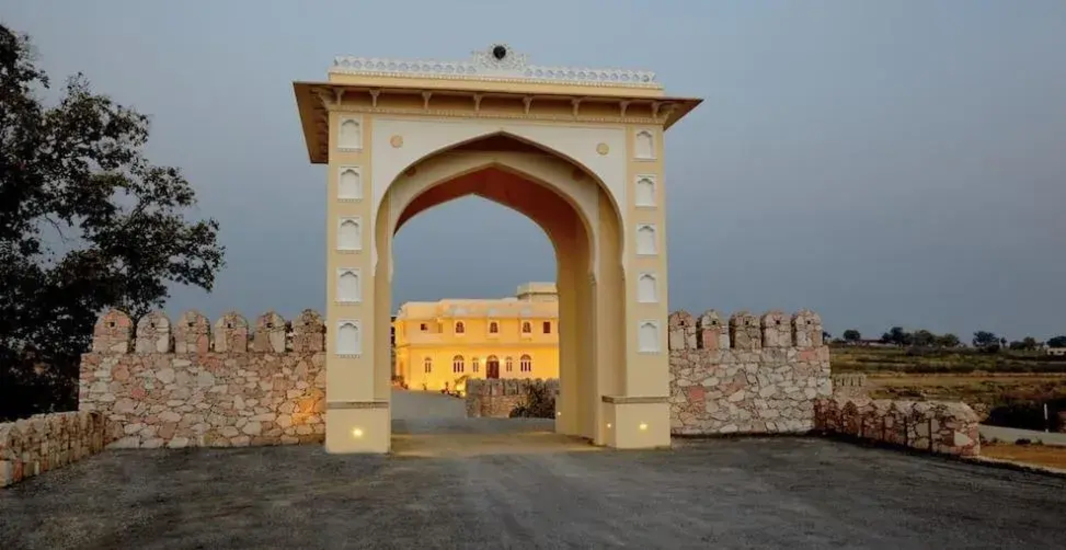 Отель Pratap Niwas - A Heritage Resort