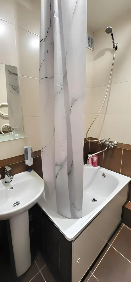 Квартира Двухкомнатные Апартаменты с Раздельными Комнатами и Парковкой для Машин у Входа