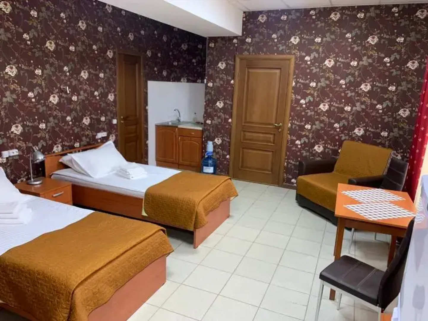 Отель 12 месяцев