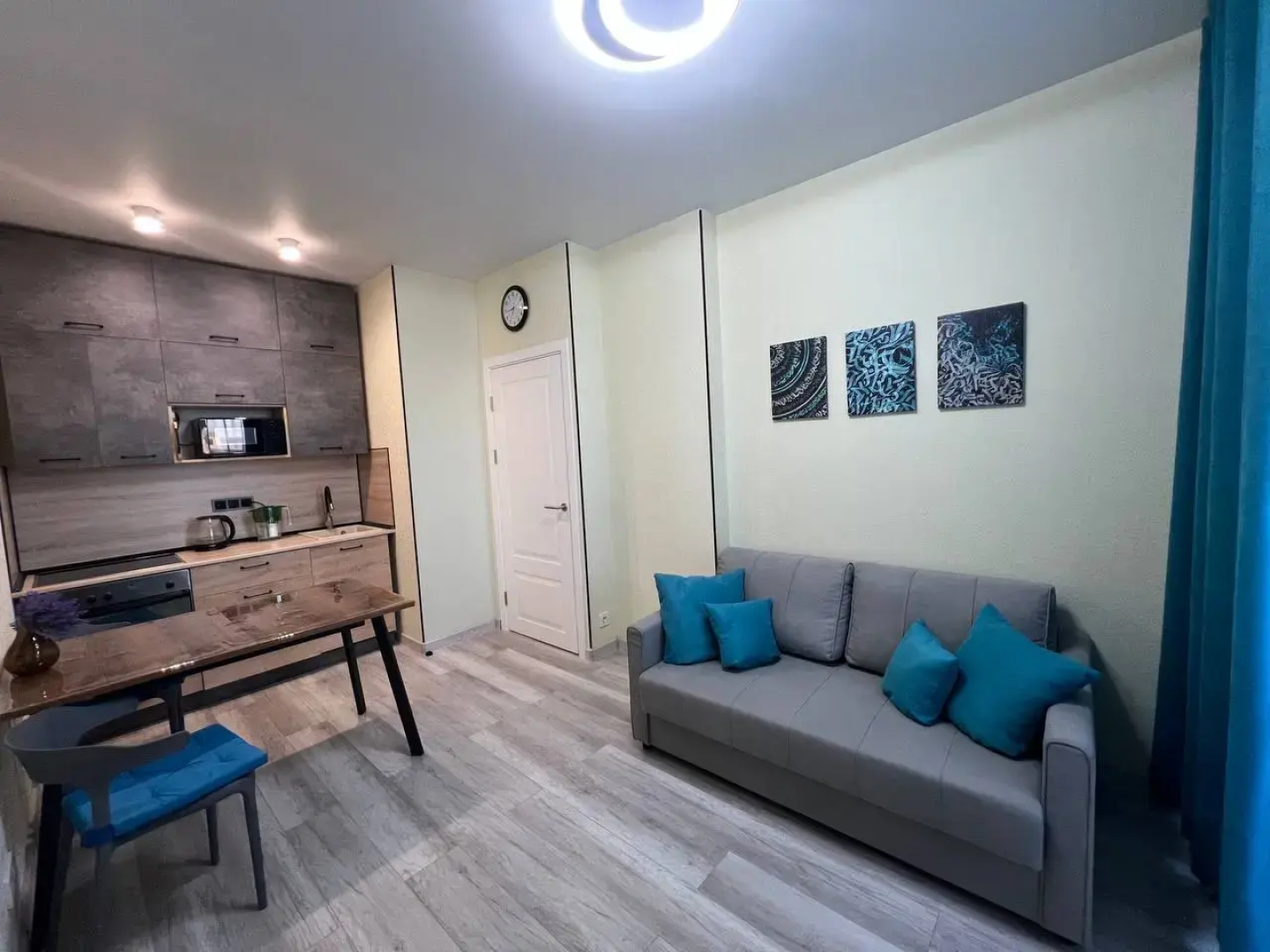 Апартаменты AlexHome в Монино