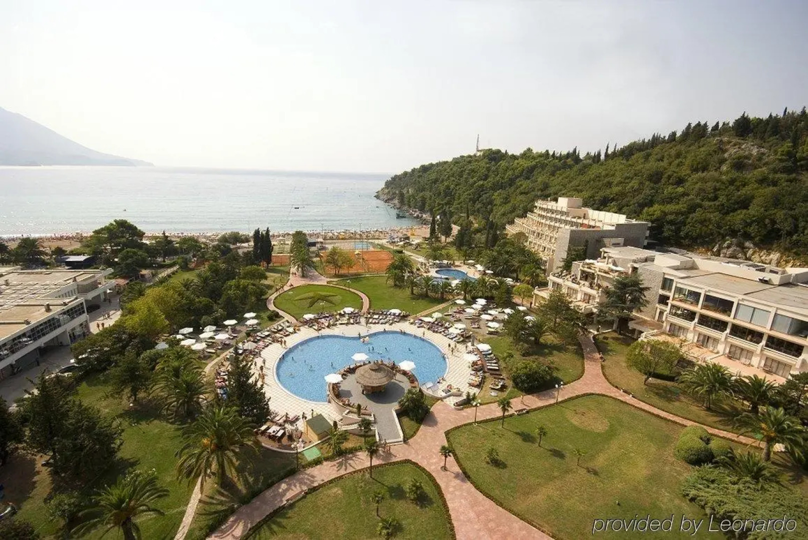 Отель Iberostar Bellevue