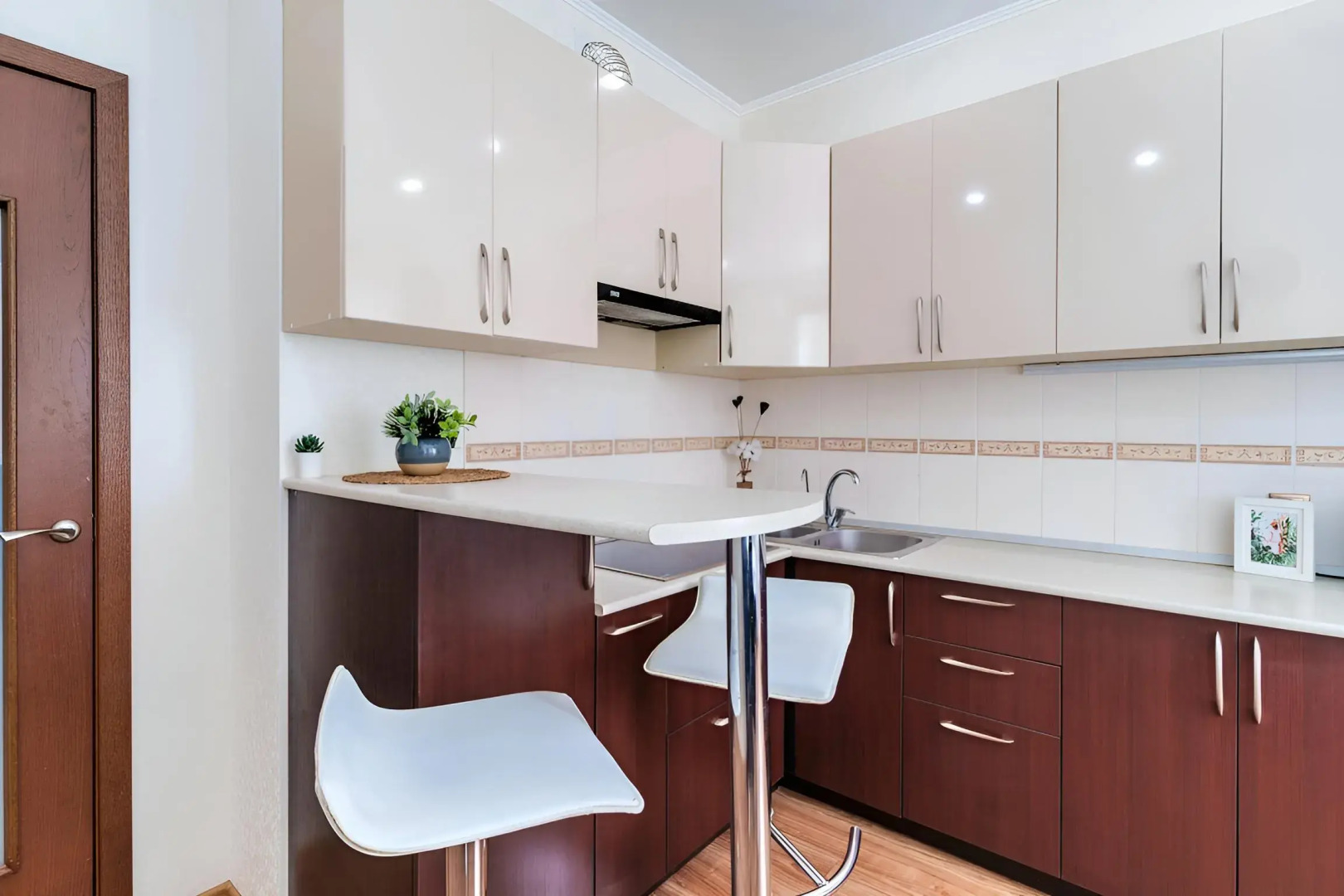 Квартира двухкомнатная Апарт Отелика в Шаговой Доступности от Парка Галицкого