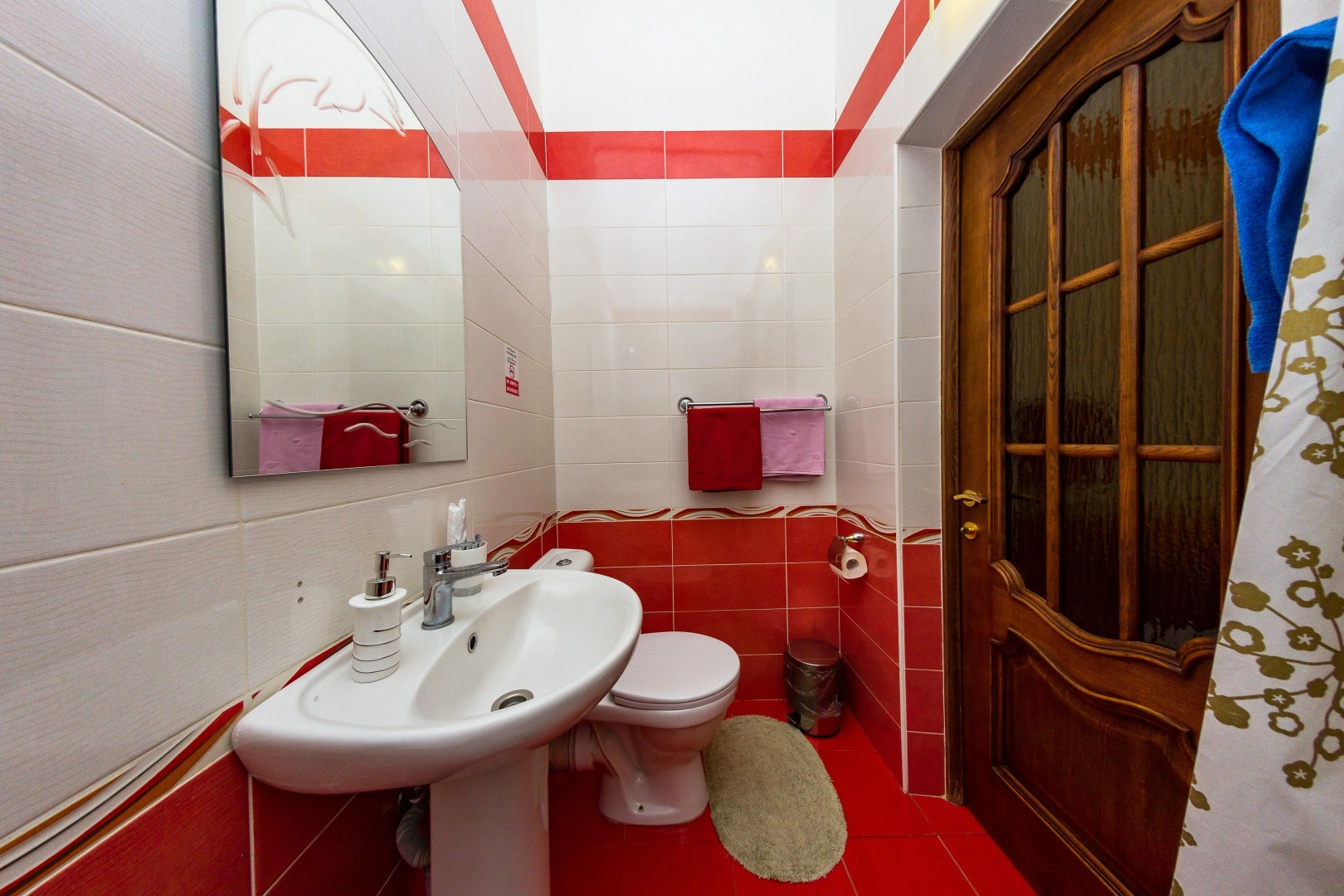 Gostevoj Dom Malen'kij Parizh