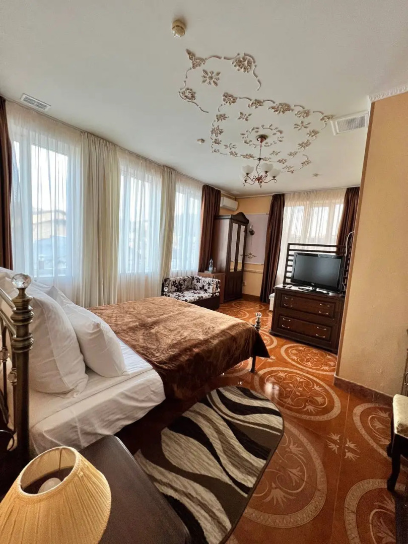 Отель Викинг