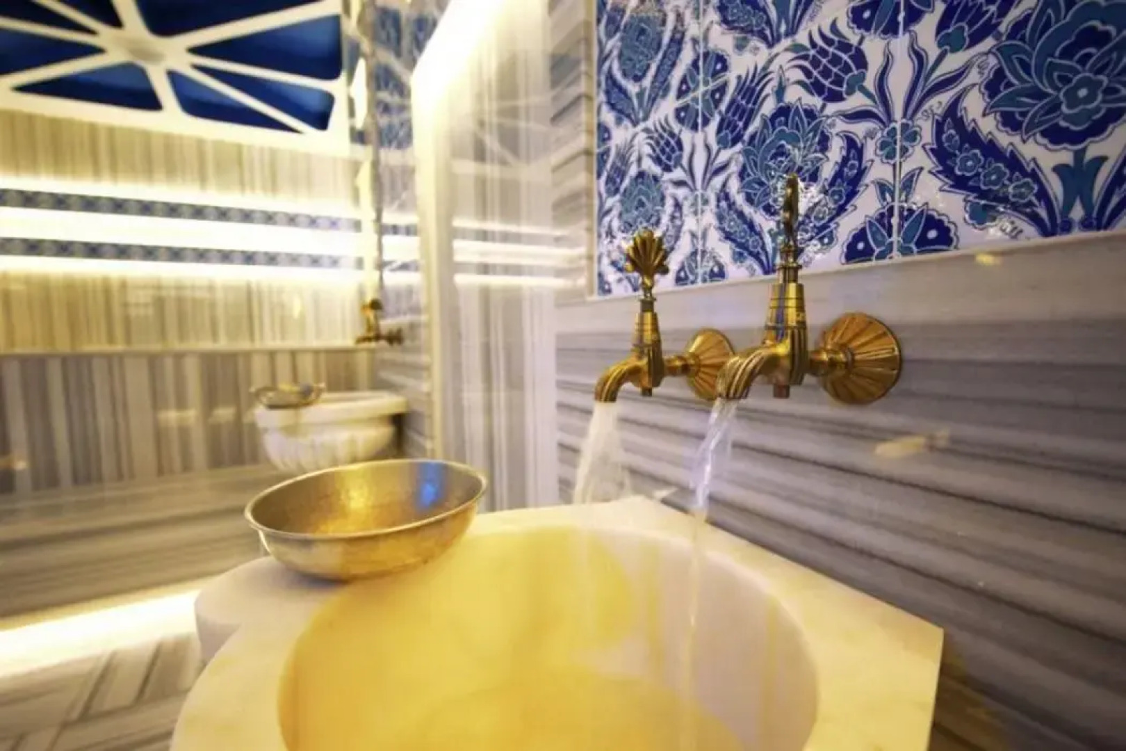 Отель Sey Beach Hotel & Spa