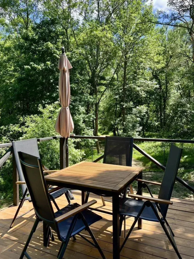 Частный дом Пещера