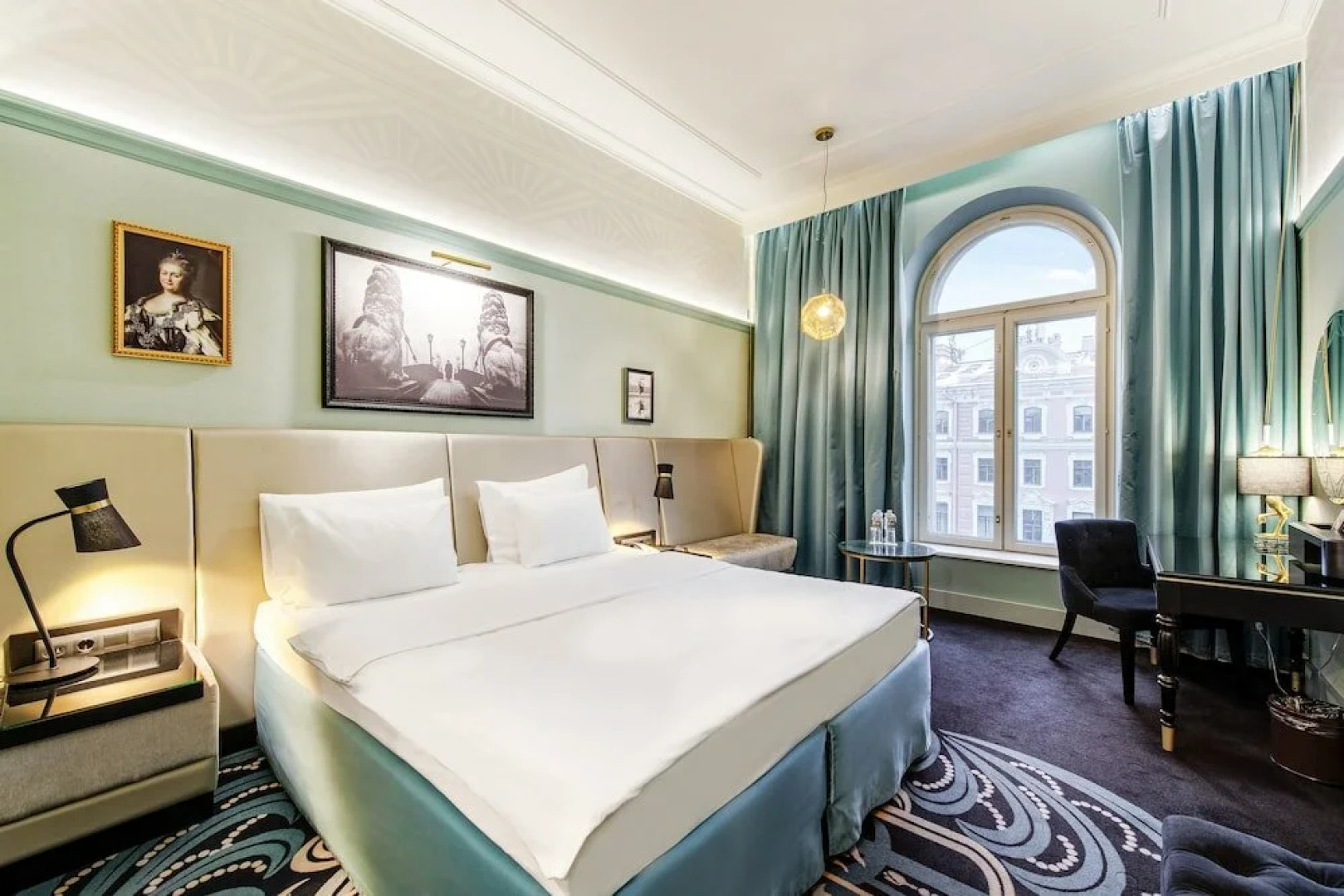 Отель Cosmos Selection St. Petersburg Nevsky Royal