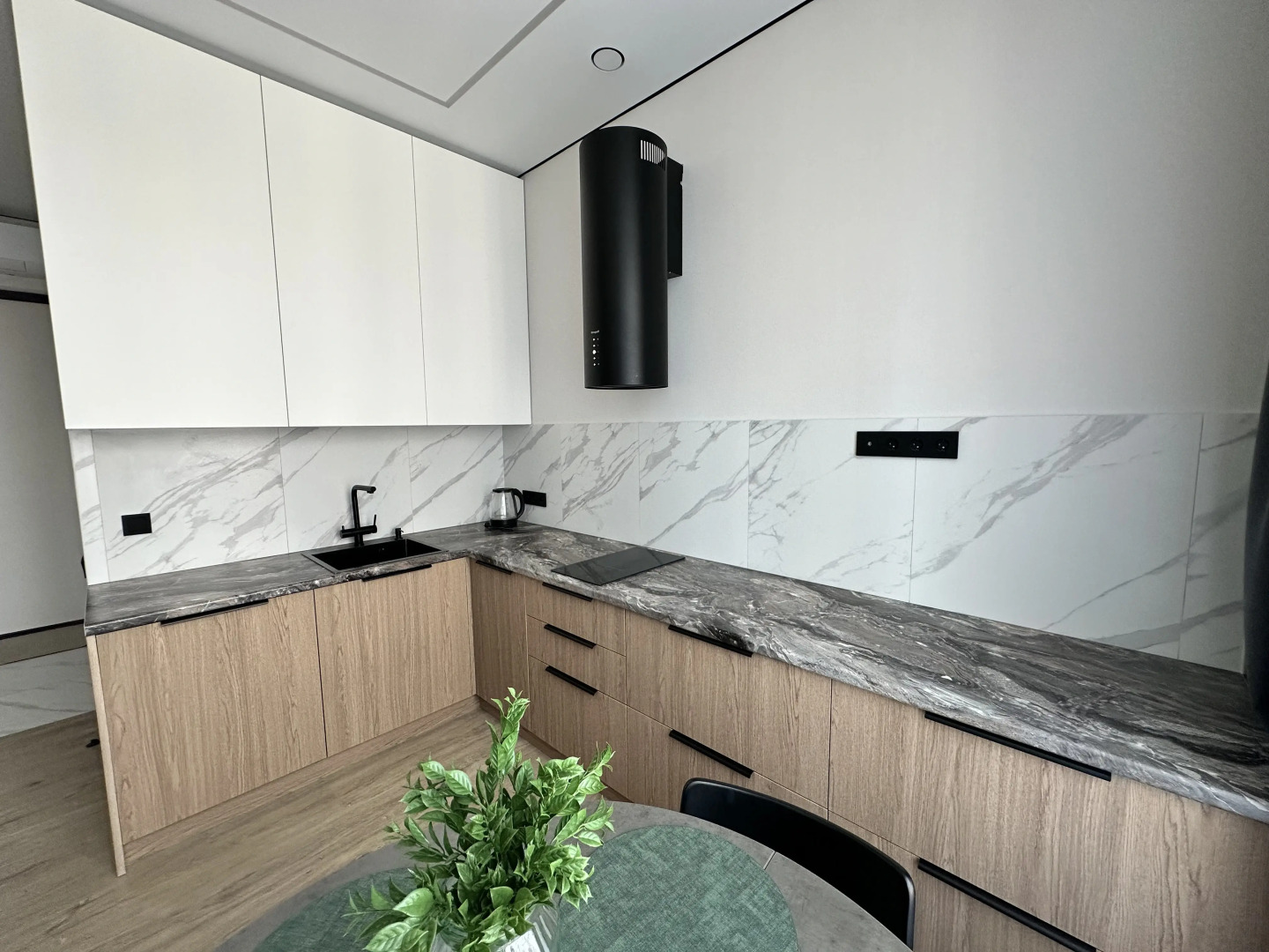 Апартаменты Уютная евродвушка с видом на Москву реку