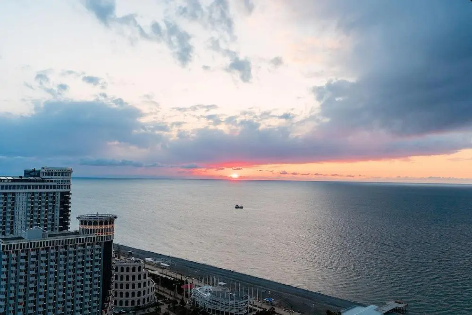 Апартаменты Grand City Batumi