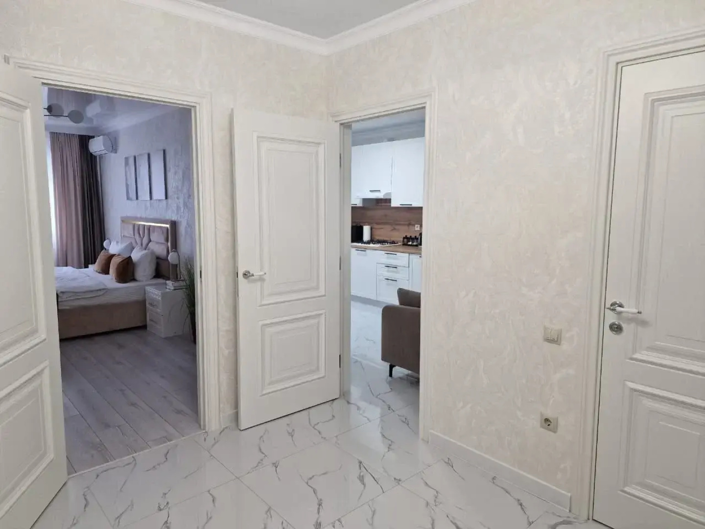 Апартаменты Flatirini на улице Братьев Темировых 69/3