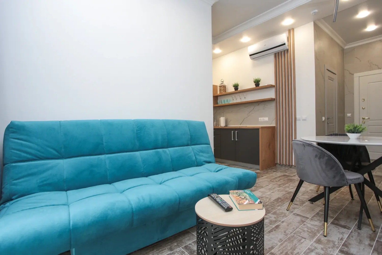 Апартаменты Штольц 36