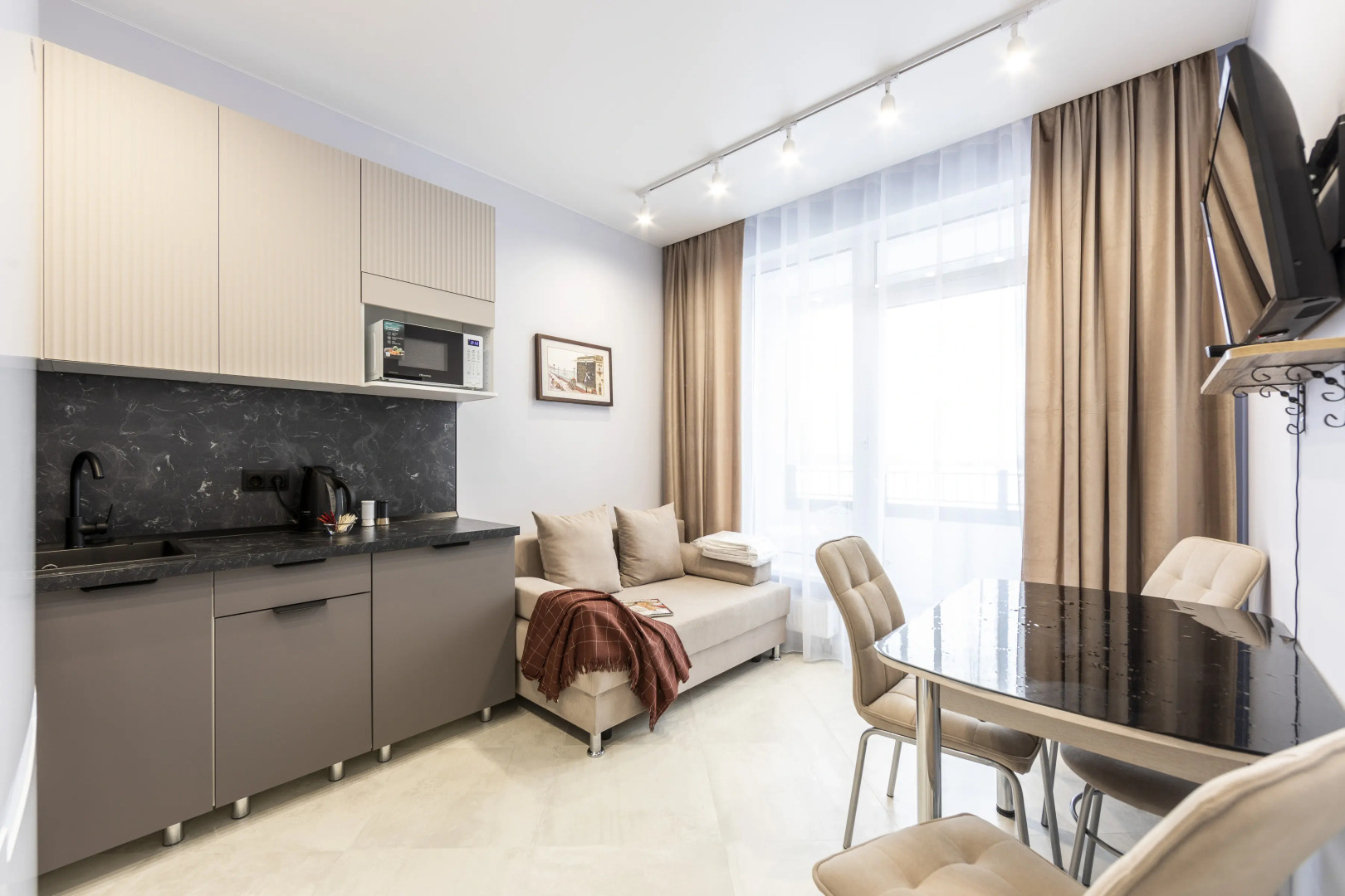 Апартаменты ВыДома в самом центре города ЖК City Life