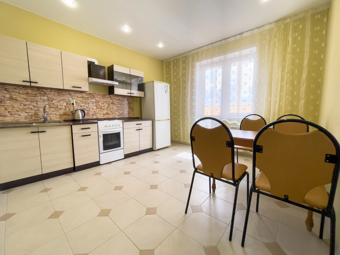 Апартаменты в 5 минутах от ЖД вокзала с шикарным видом на центр Орла