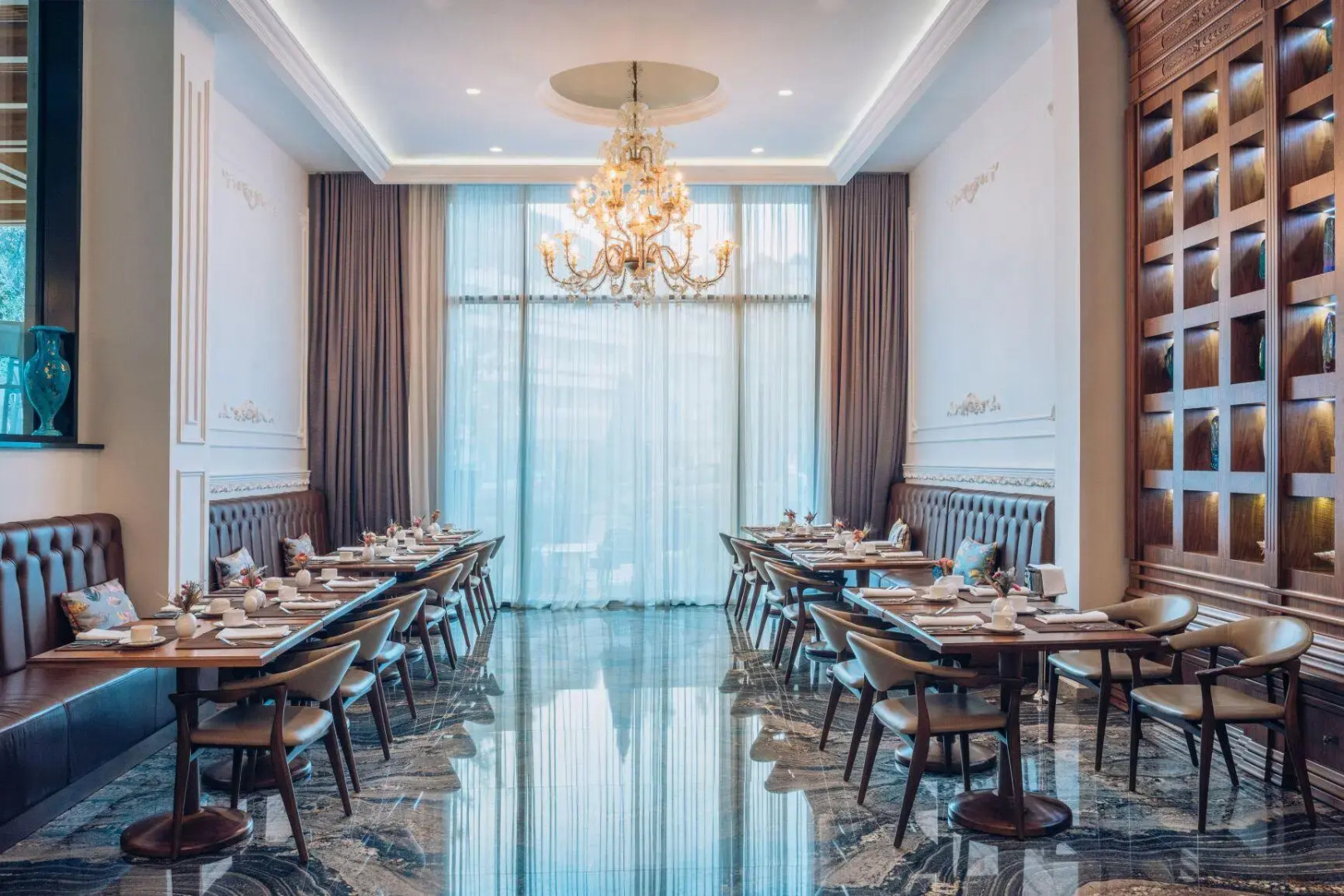 Отель Iberostar Slavija