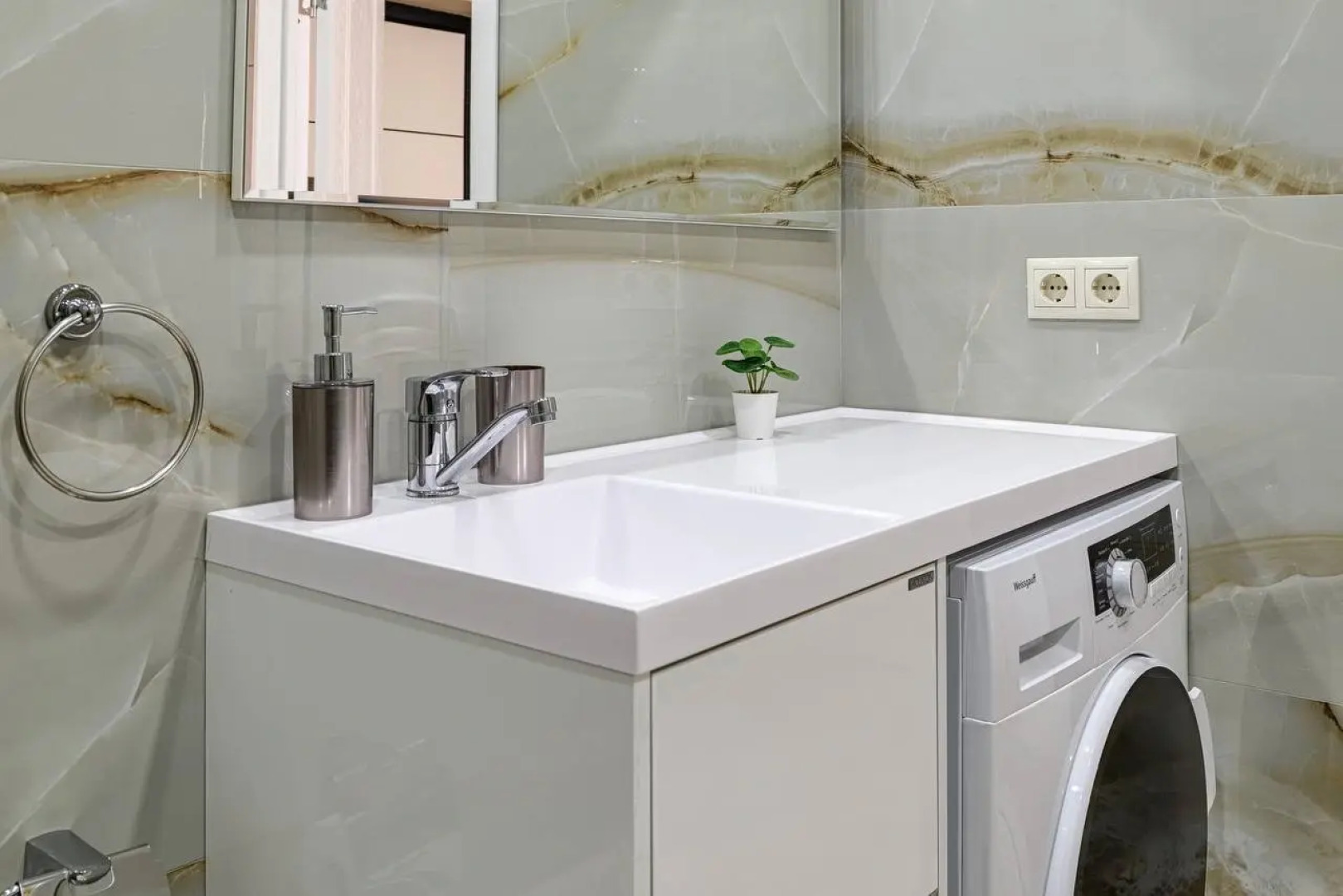 Апартаменты Место под солнцем 9