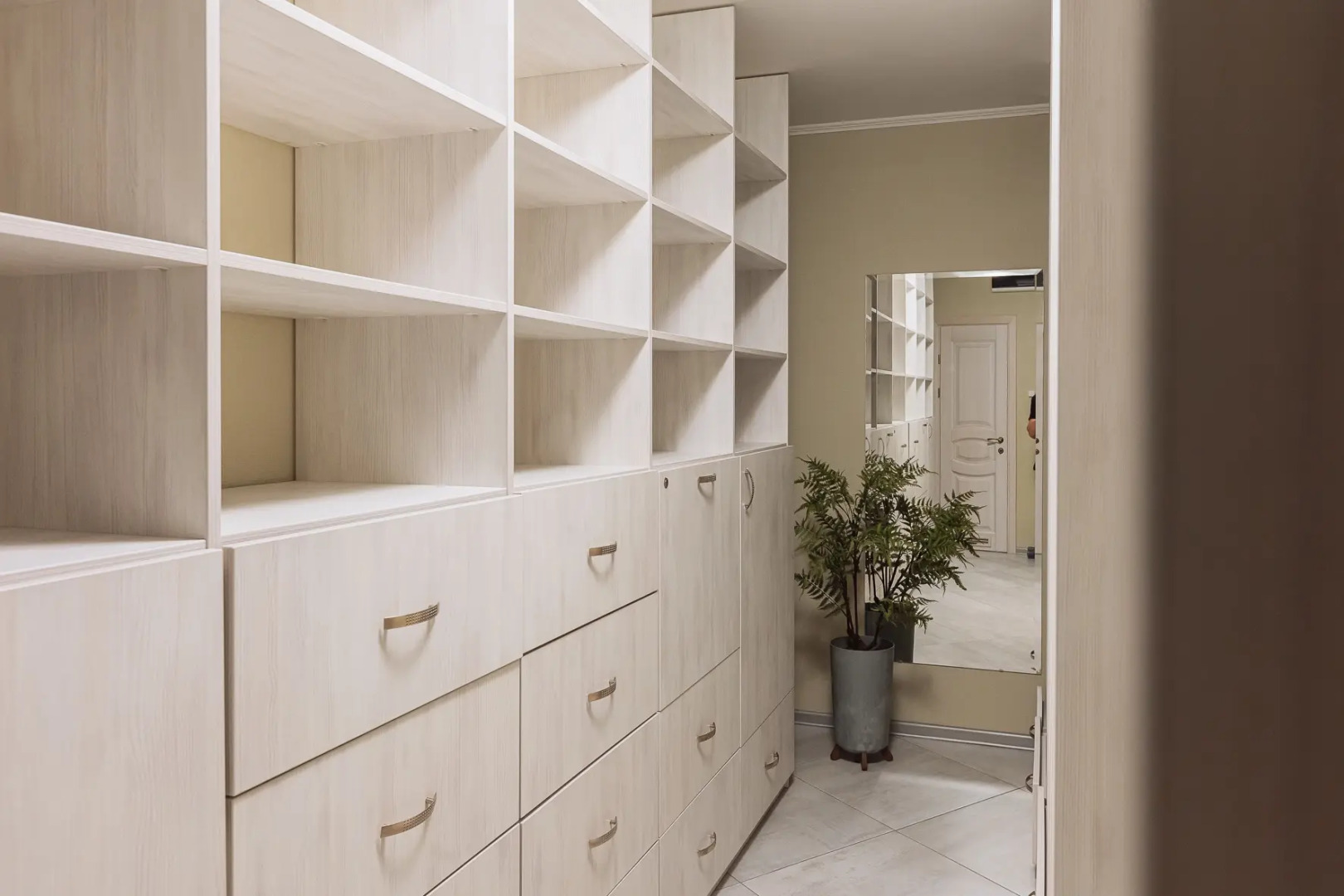 Квартира Очень большая квартира на берегу озера в Калининграде рядом с Рыбной деревней и Кафедральным собором