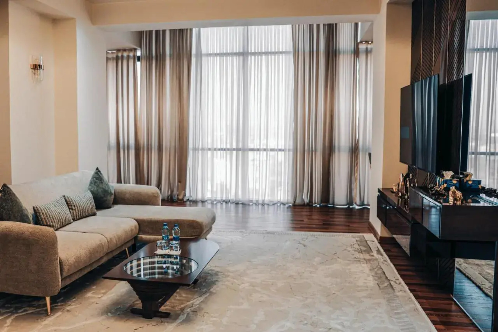 Отель Kangurt Grand