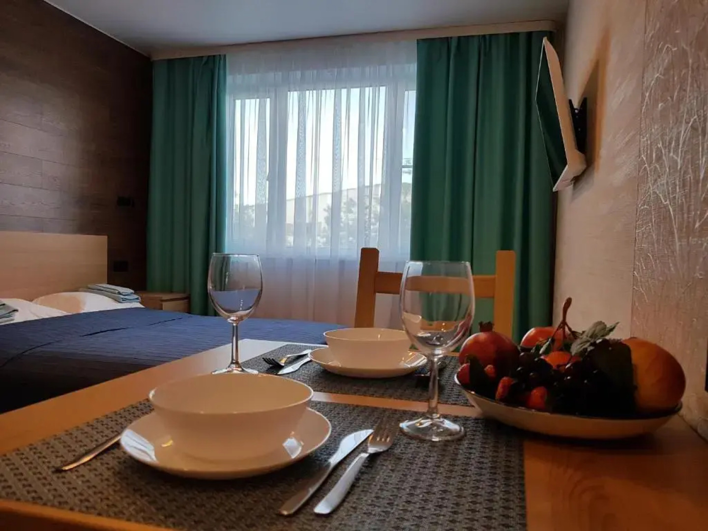 Апартаменты СитиЦентр Двухместные с видом на озеро 1