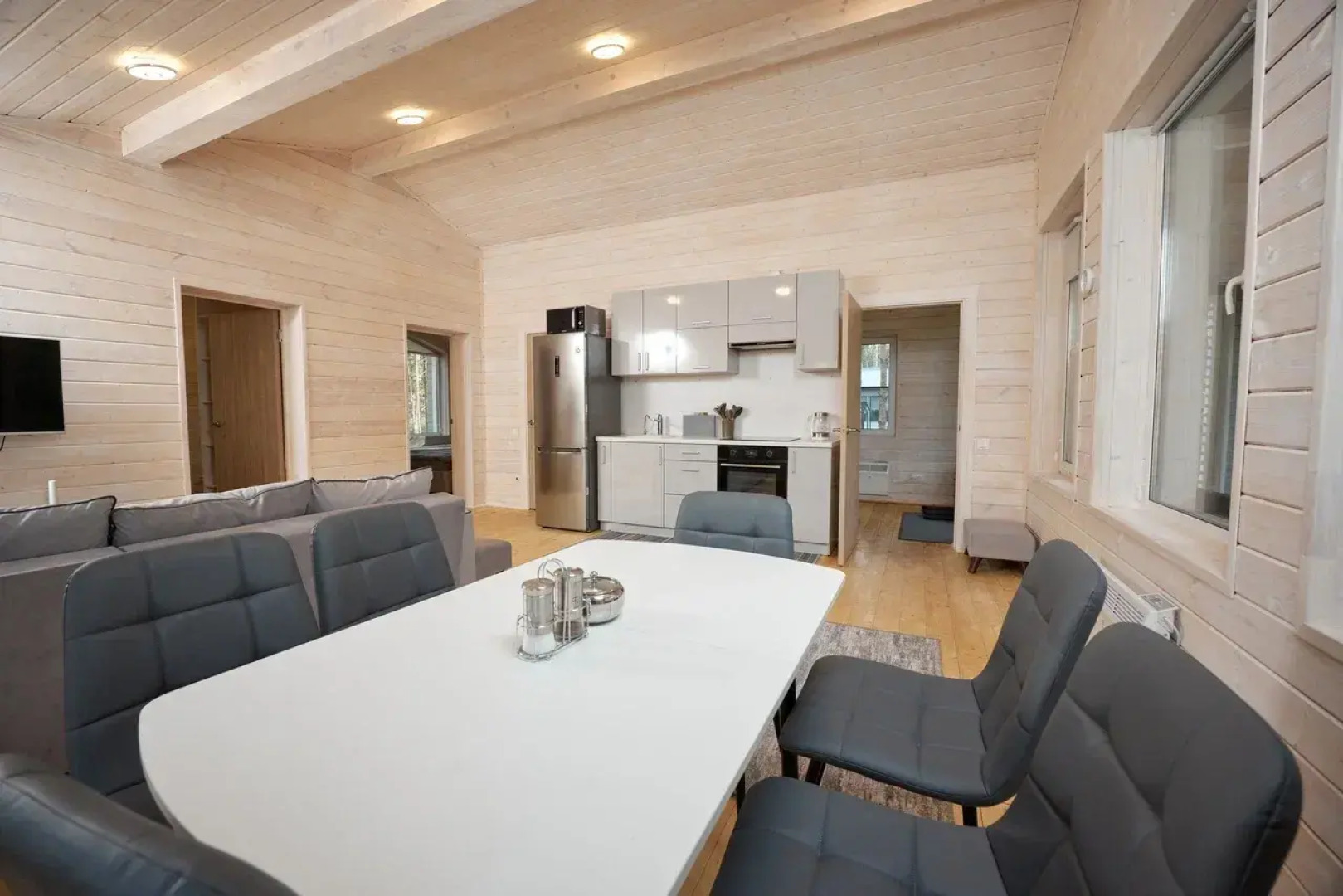 Частный Дом на Дачной 12