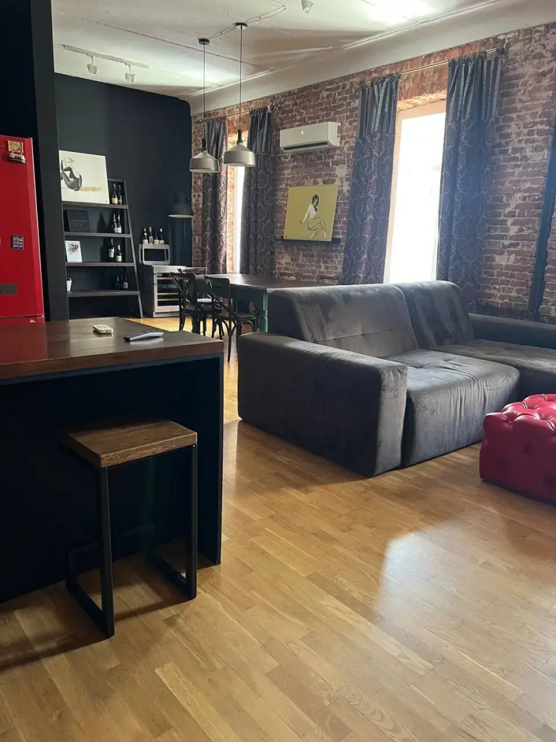 Апартаменты 3-х комнатные апартаменты в стиле лофт в самом центре