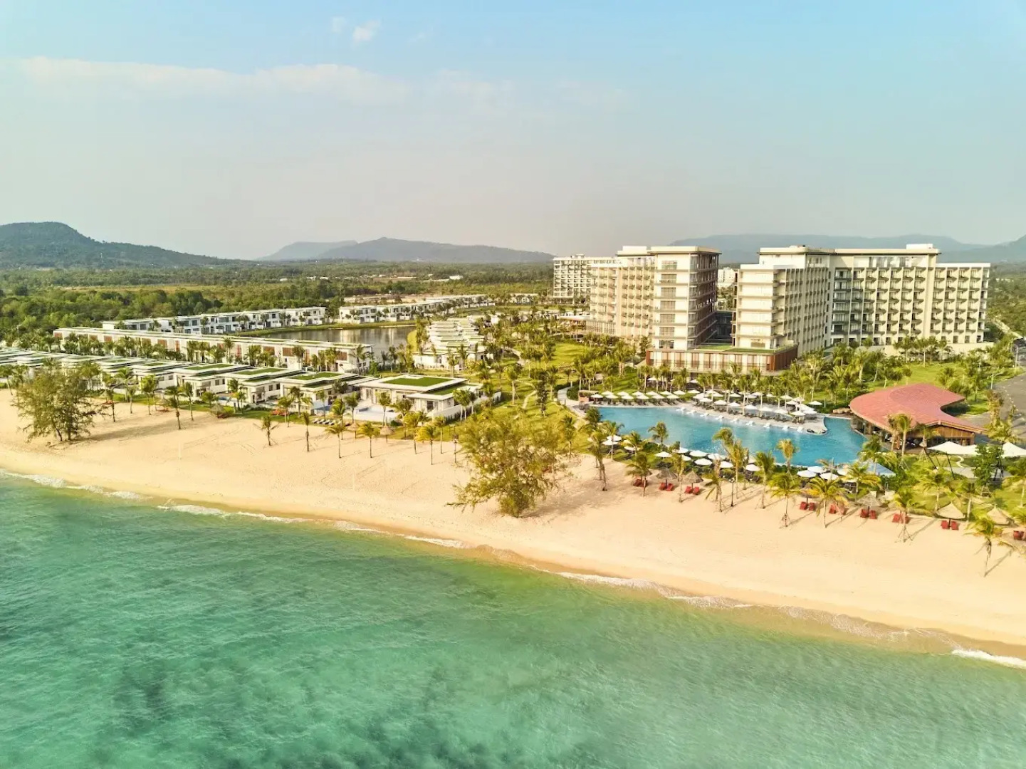 Отель Mövenpick Villas & Residences  Phu Quoc