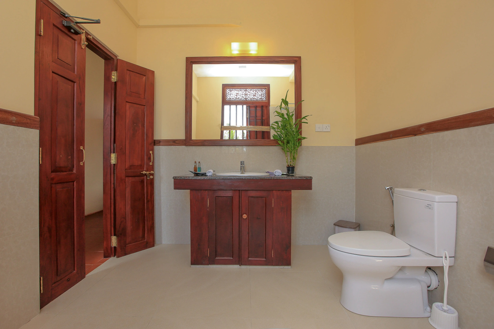 Вилла South Point Ocean 8 bedroom beach front