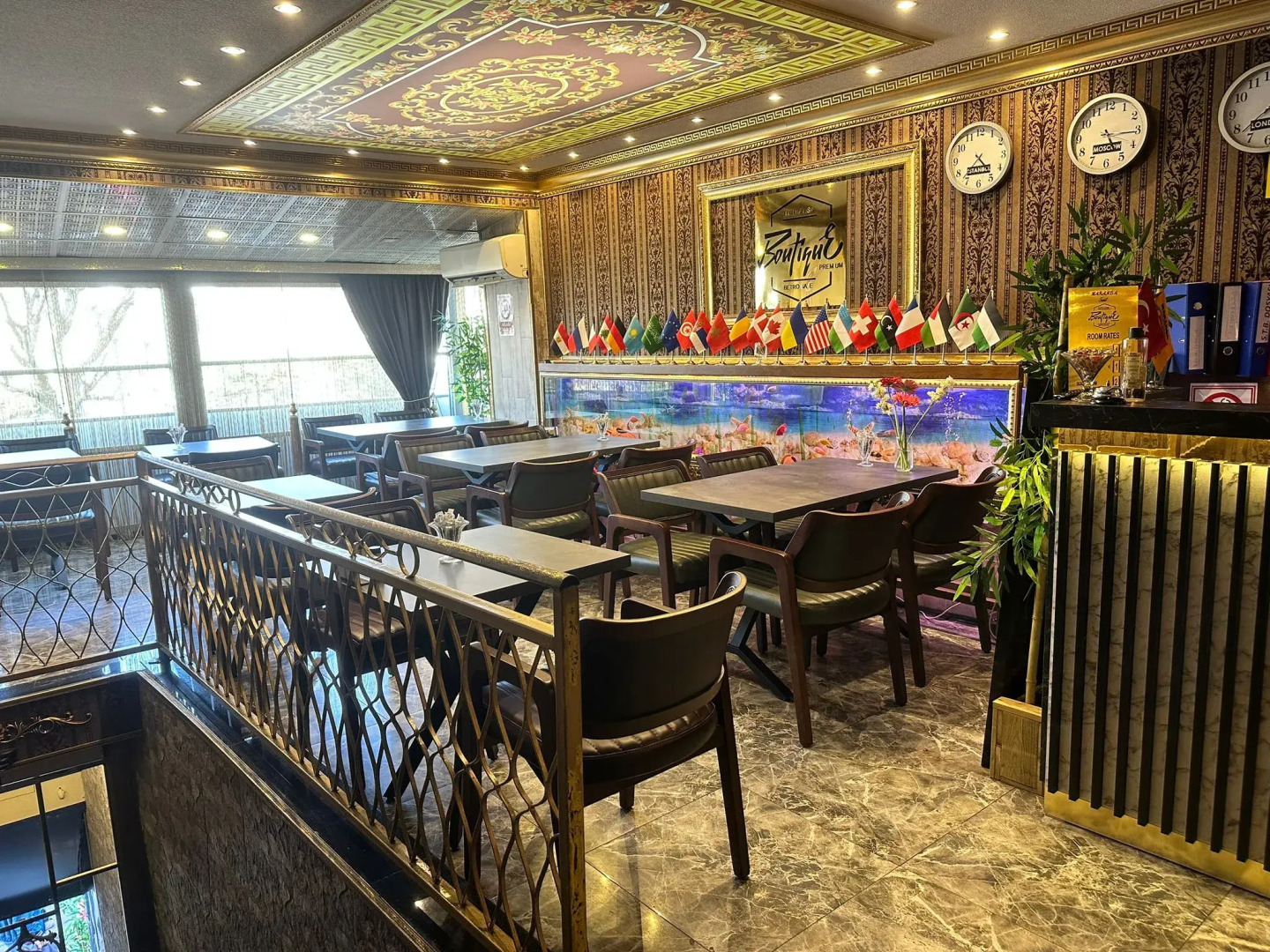 Отель Maranda Suit