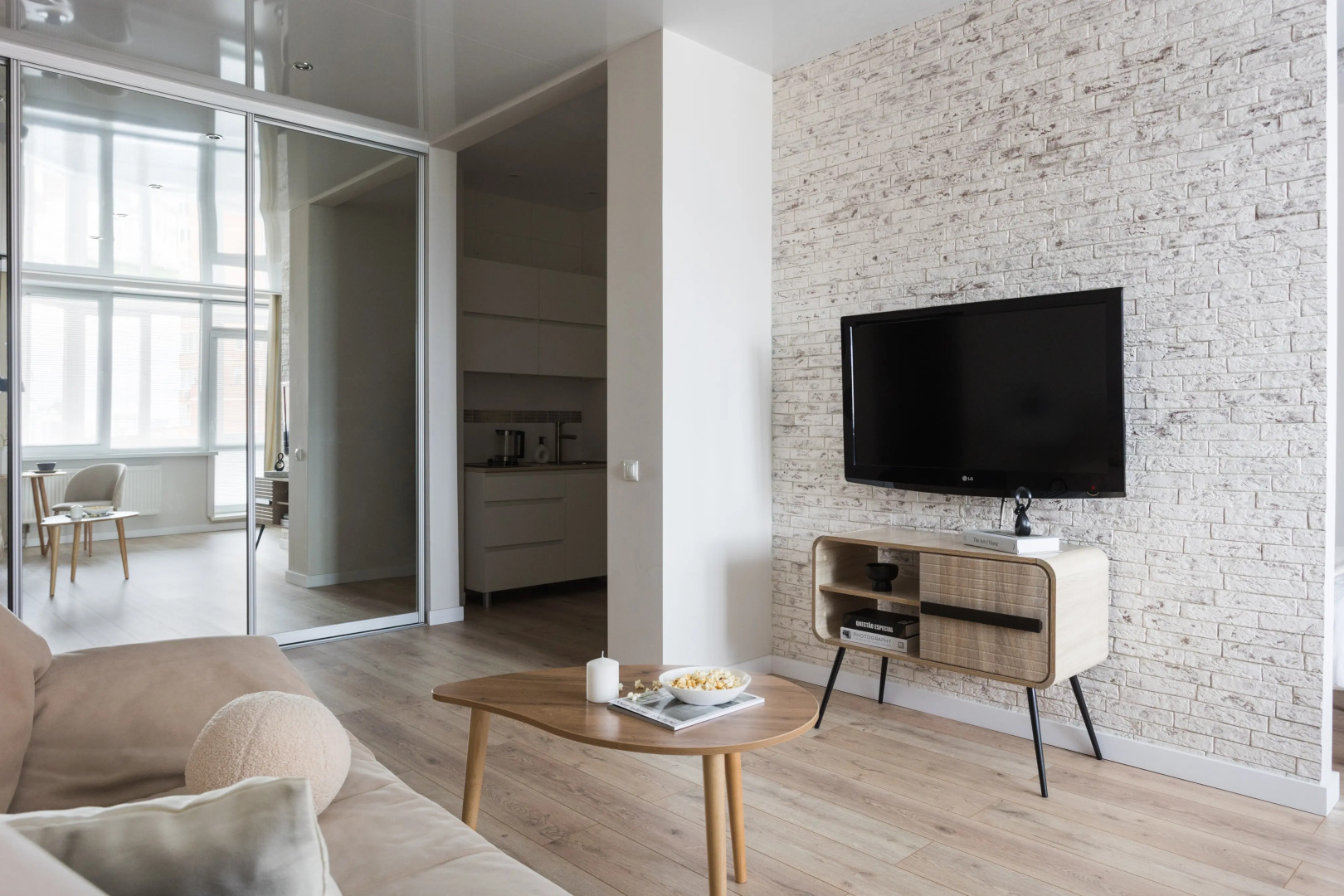 Апартаменты Hugge Place на Галущака