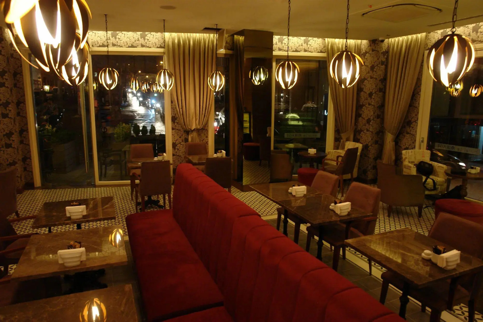 Hotel Le Mirage
