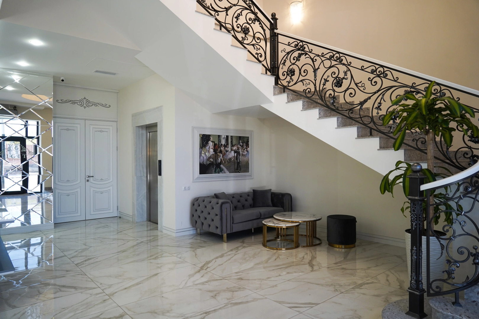 Отель Igit Plaza