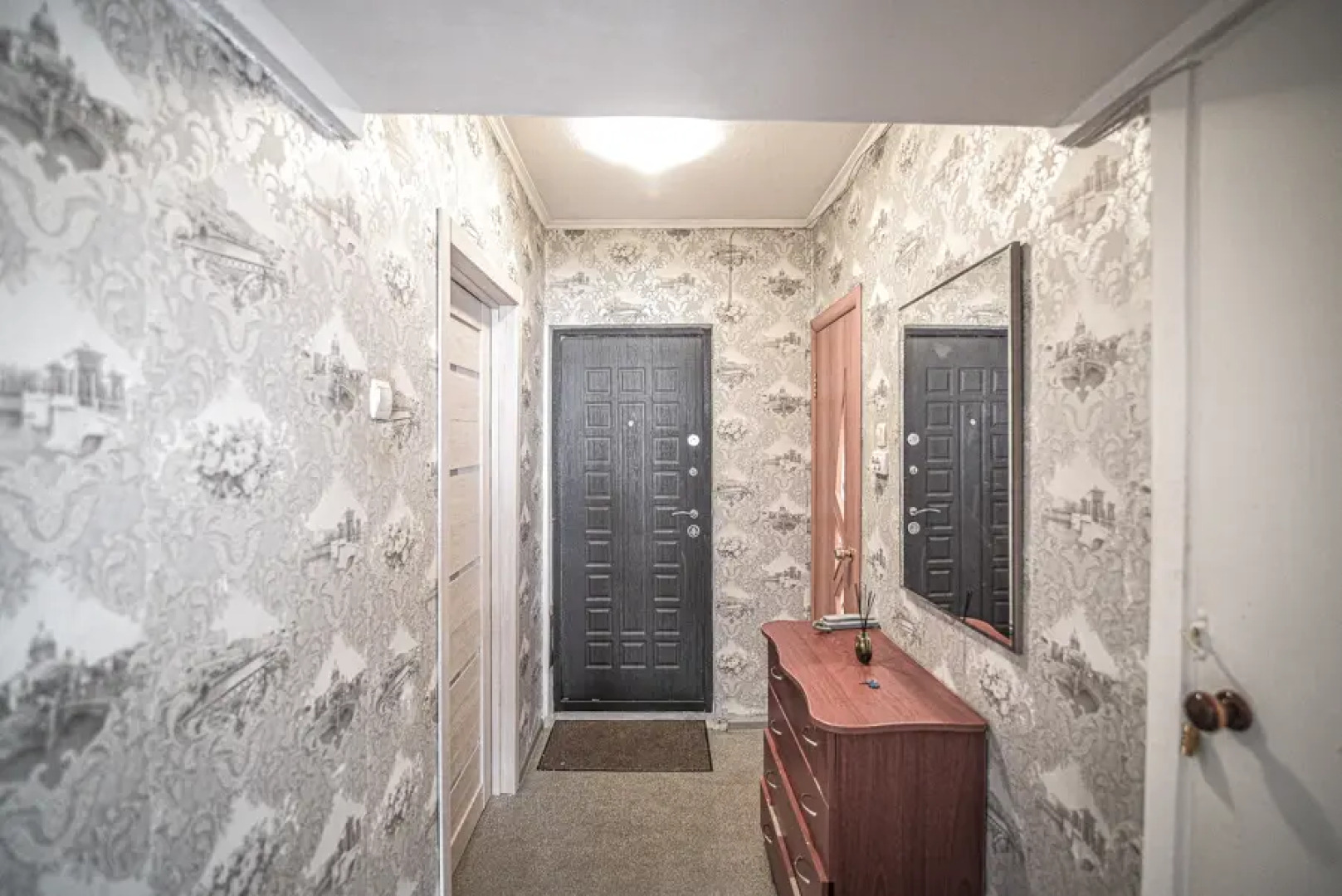 Квартира 1 комнатная по улице Емельянова 37