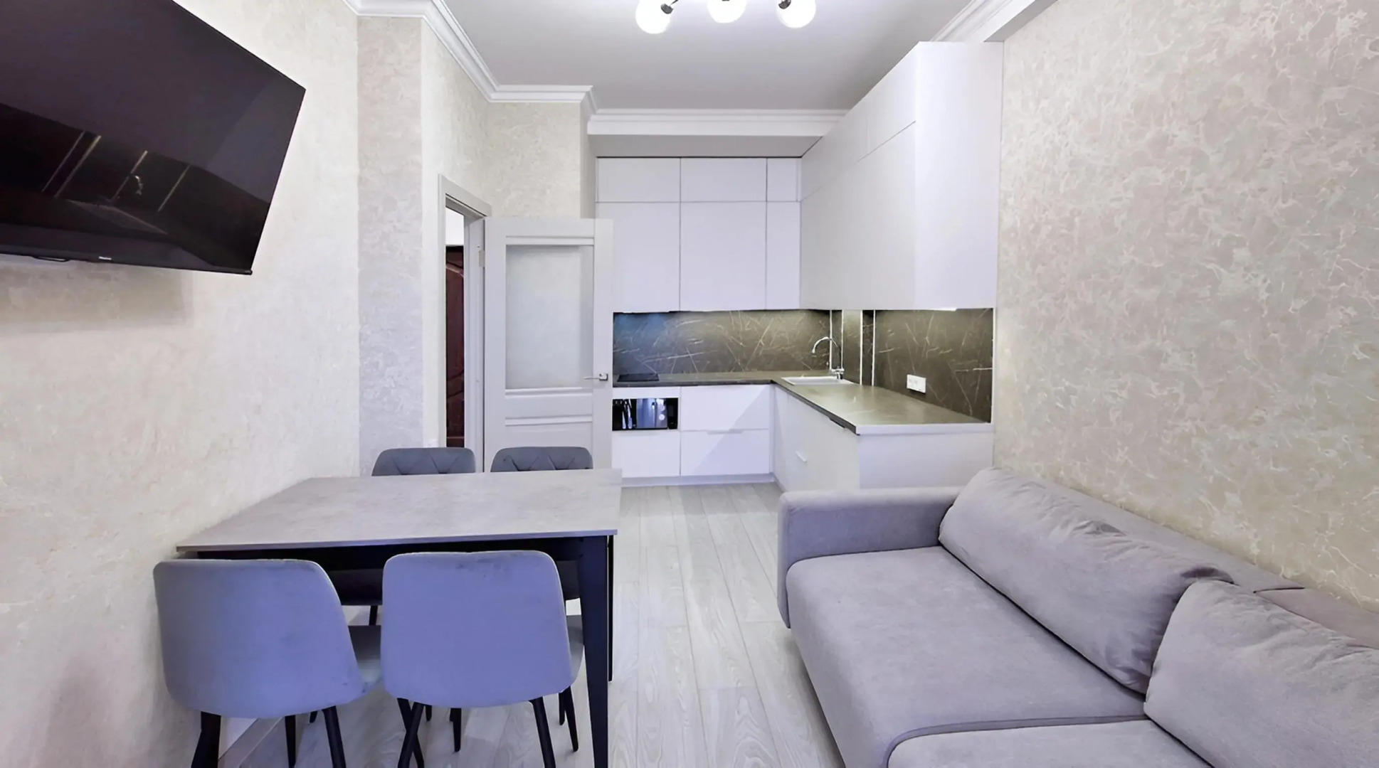 Квартира Однокомнатная с балконом на Гвардейской