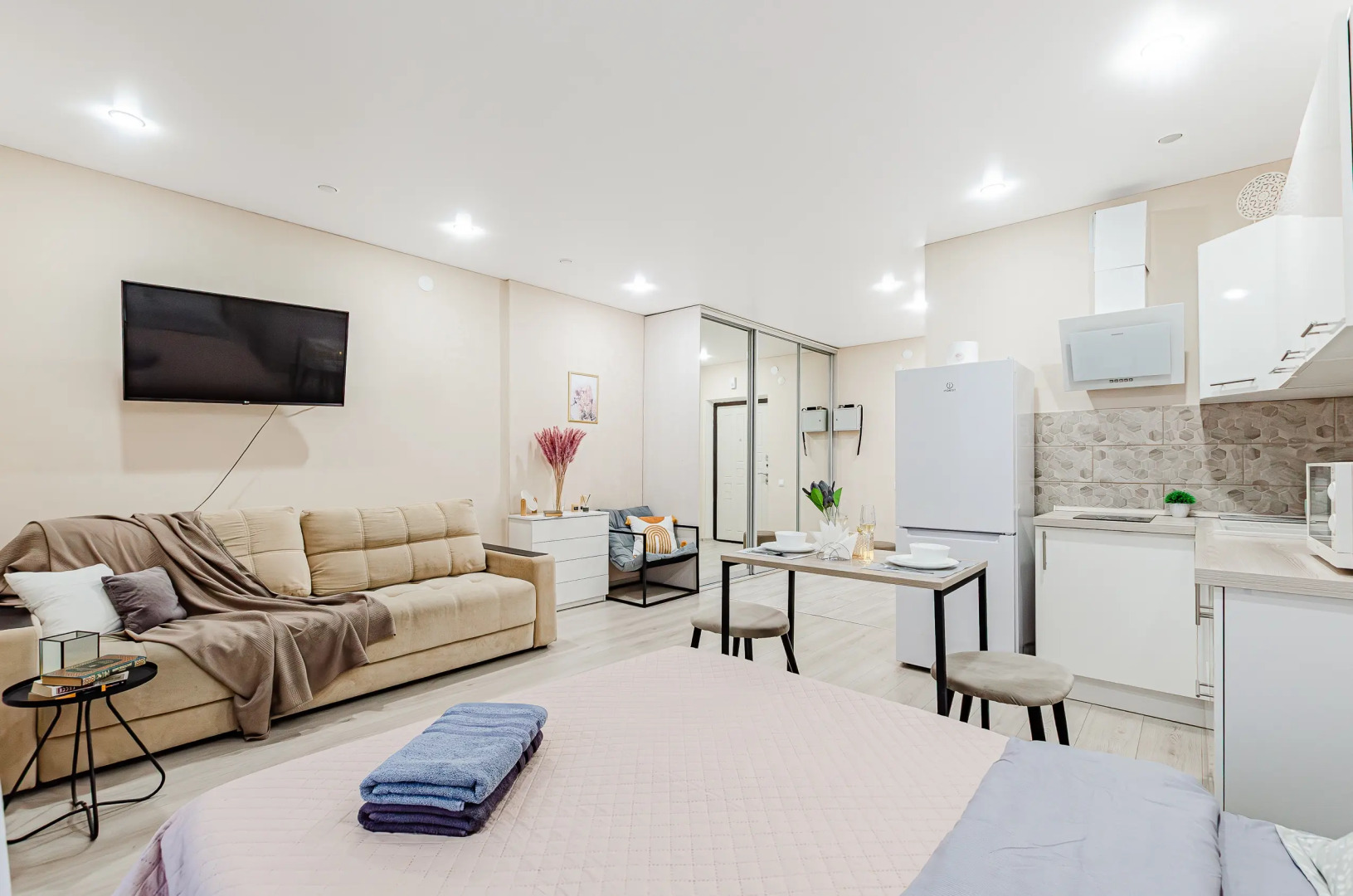 Квартира Уютная студия рядом с РКБ