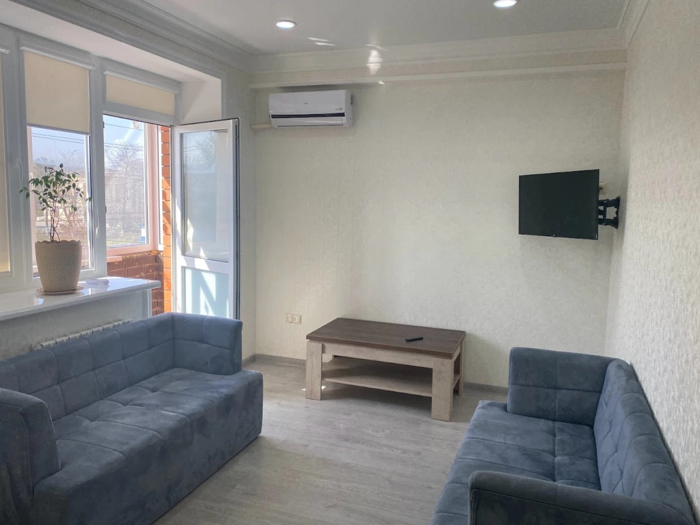 Апартаменты на Азиза Алиева