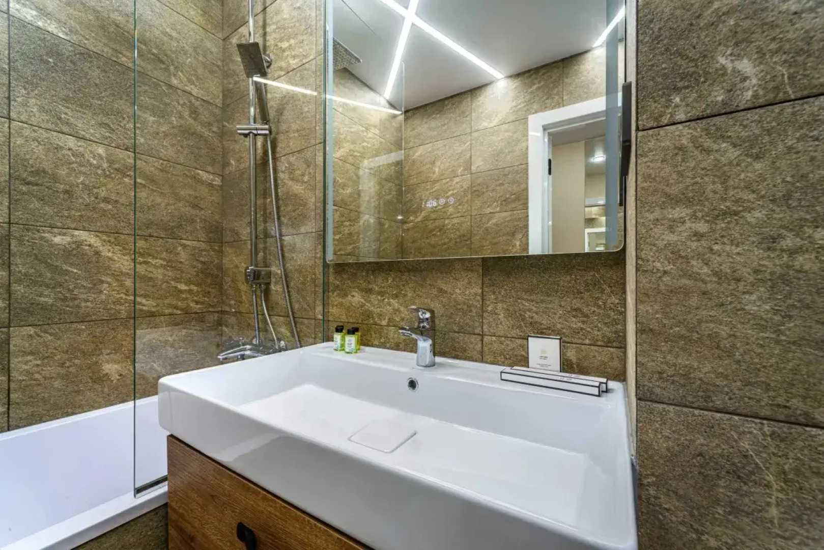 Апартаменты Портал Апартментс №11 на Дружбе 15