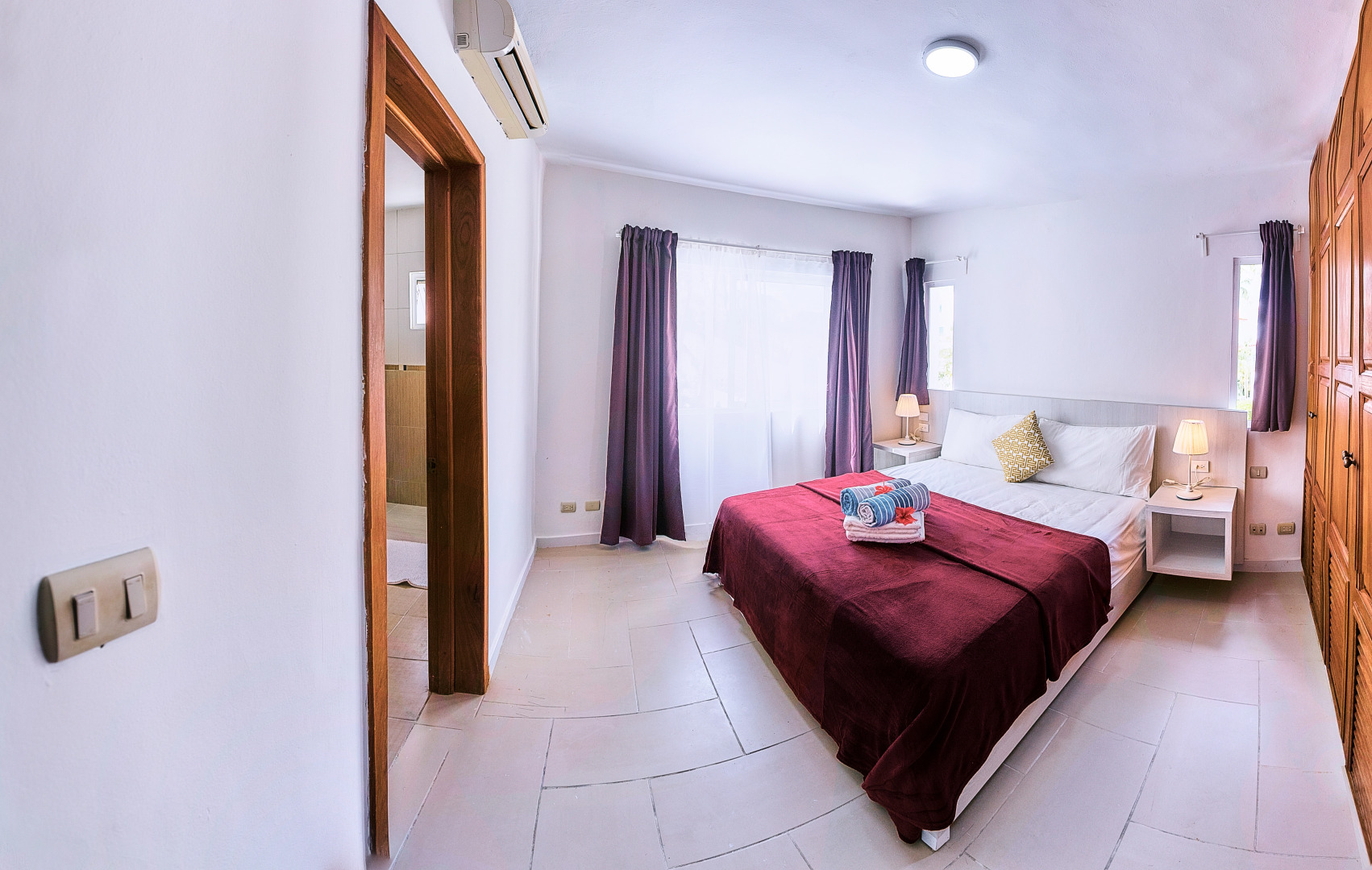 Апартаменты Unforgettable 3BR for rent – on Los Corales Beach