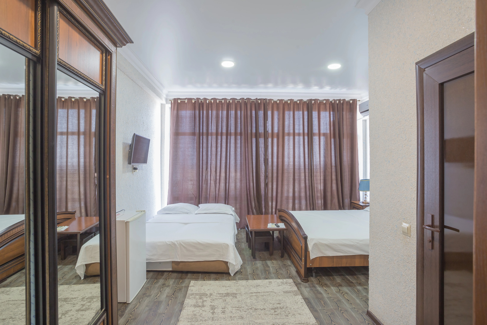 Отель Океан