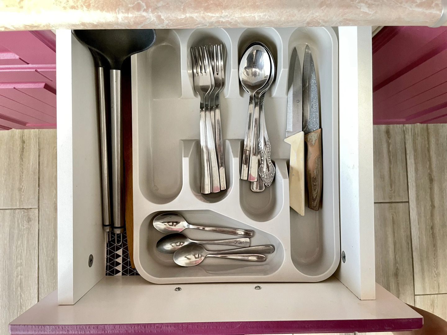 Двухкомнатная квартира сети "PanApartments" с панорамным видом на город