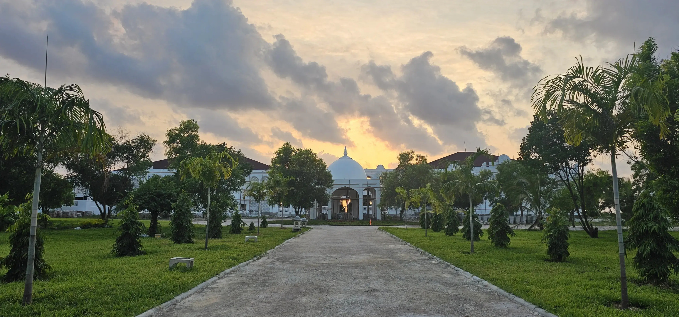 Отель Shukran Palace