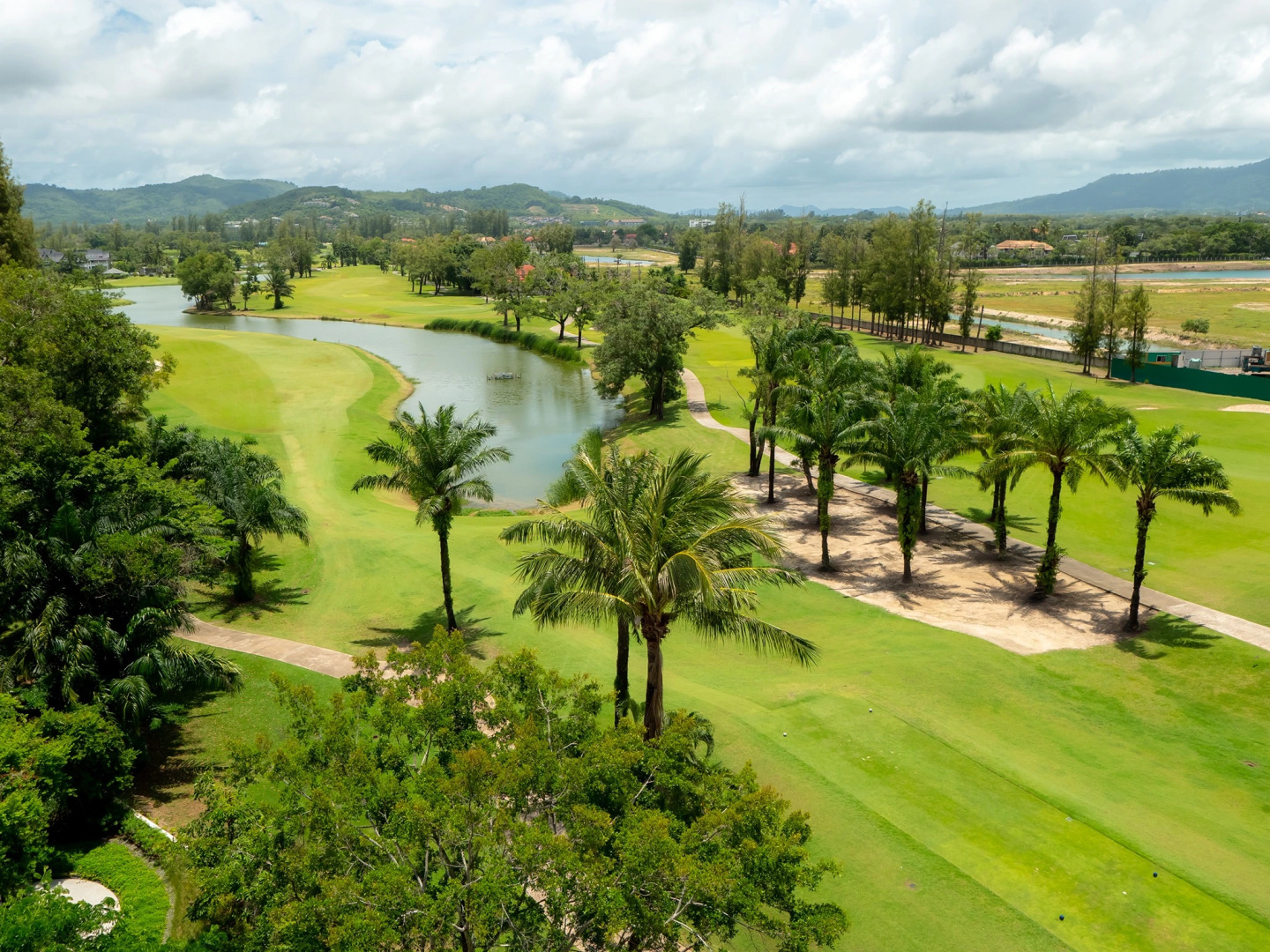 Апартаменты Семейные 2bd  в Laguna Skypark